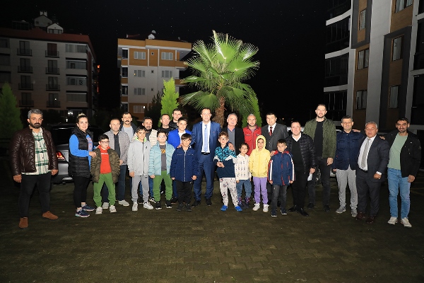 Osman Nuri Ekim: "Her platformda halkımızla omuz omuza çalışarak"