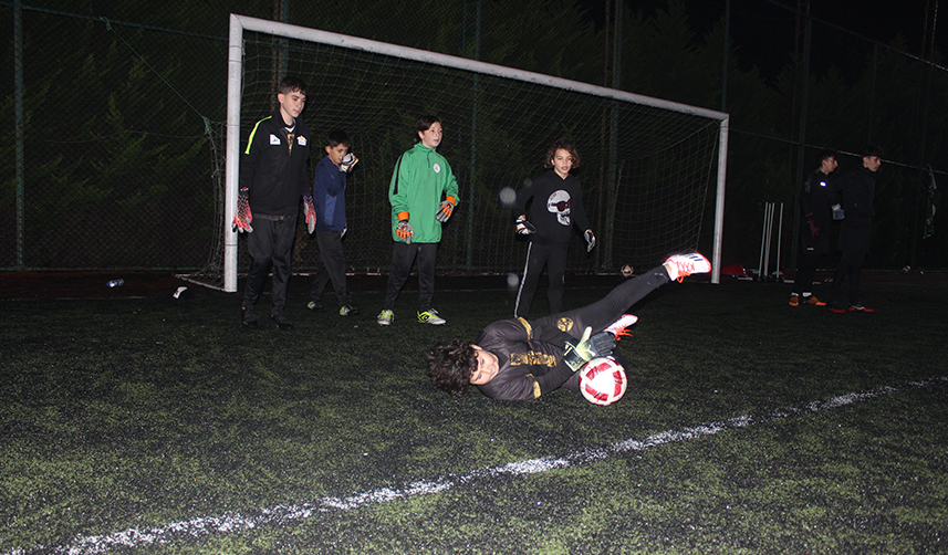 Trabzonspor'un eski futbolcusu futbol akademisi kurdu