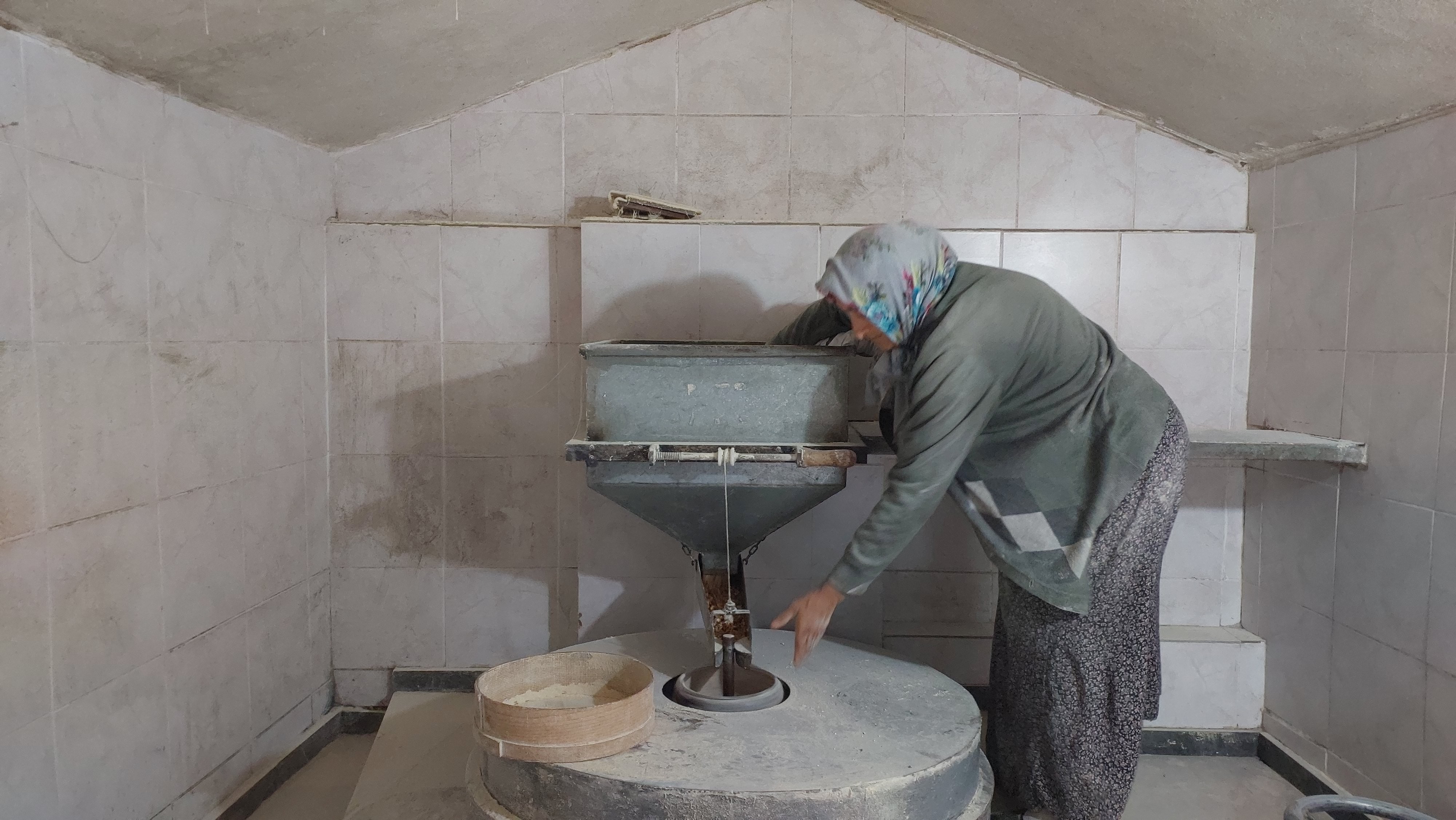 Rize'de tarihi değirmen yıllara meydan okuyor