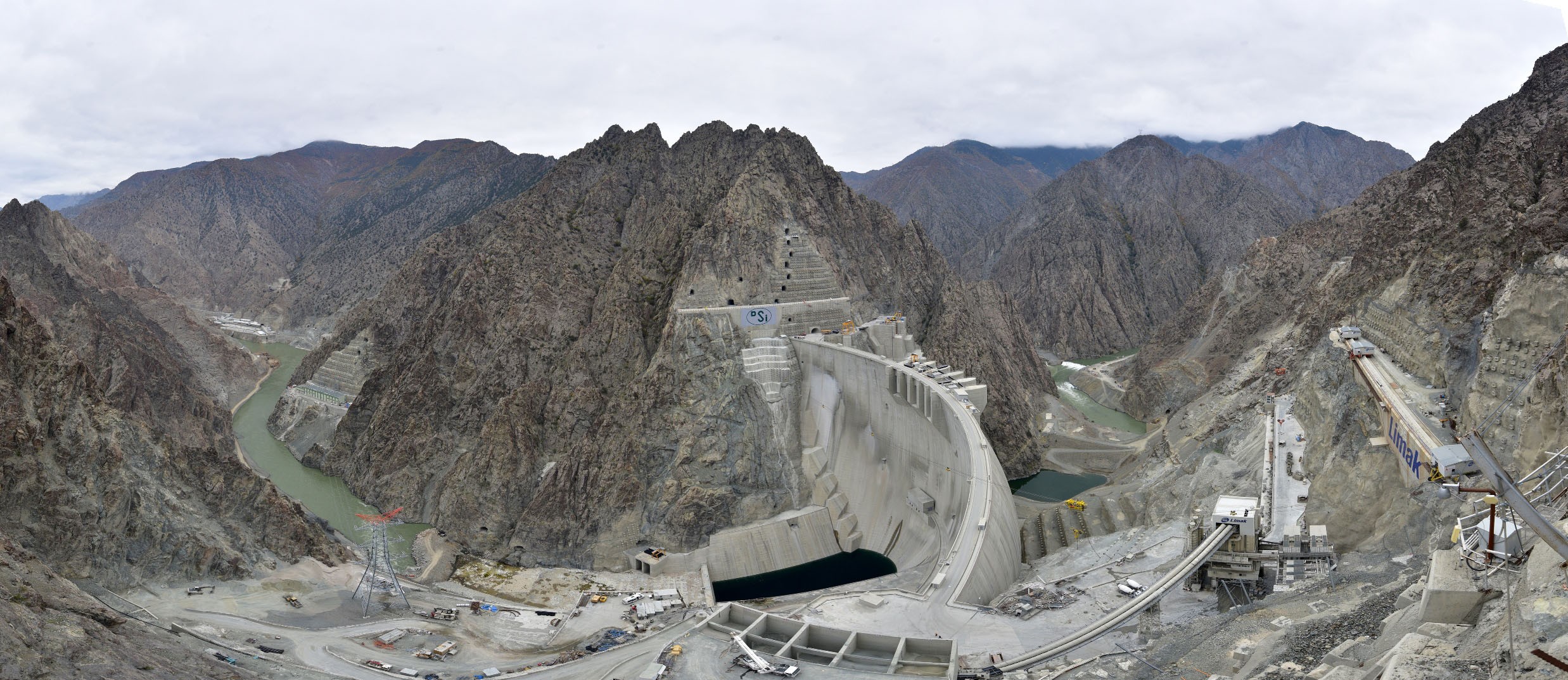 Yusufeli Barajı'nın su tutacağı tarih belli oldu