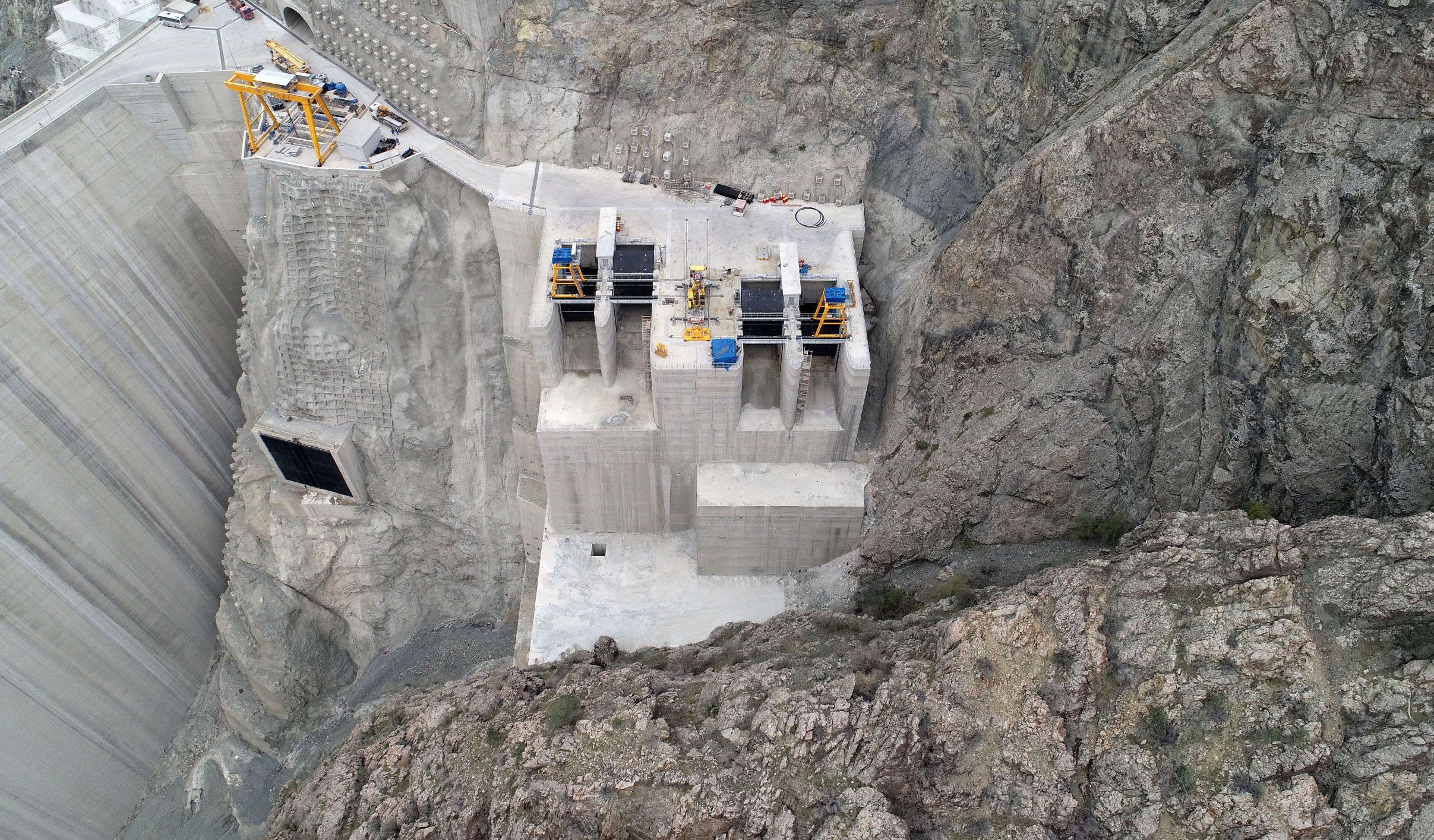 Yusufeli Barajı'nın su tutacağı tarih belli oldu