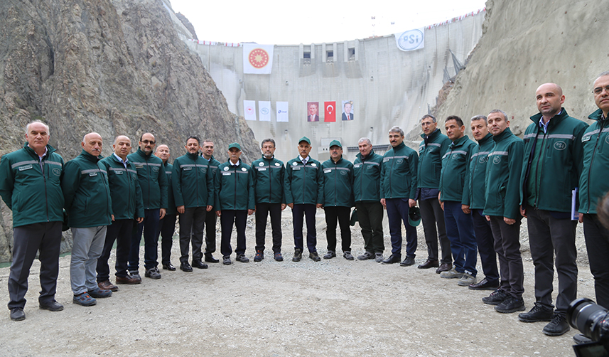 Bakan Kirişci Yusufeli Barajı'nda tarih verdi! İşte elektrik üretimine başlayacağı tarih