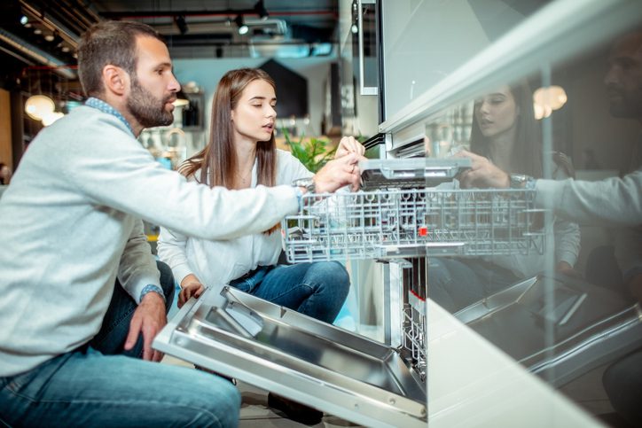 Mutfakların Vazgeçilmez Beyaz Eşyası: Bulaşık Makinesi