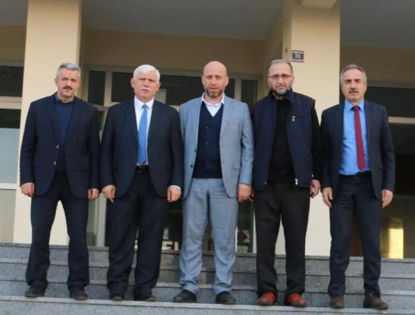 Hakan Terzioğlu’ndan spor malzemesi yardımı