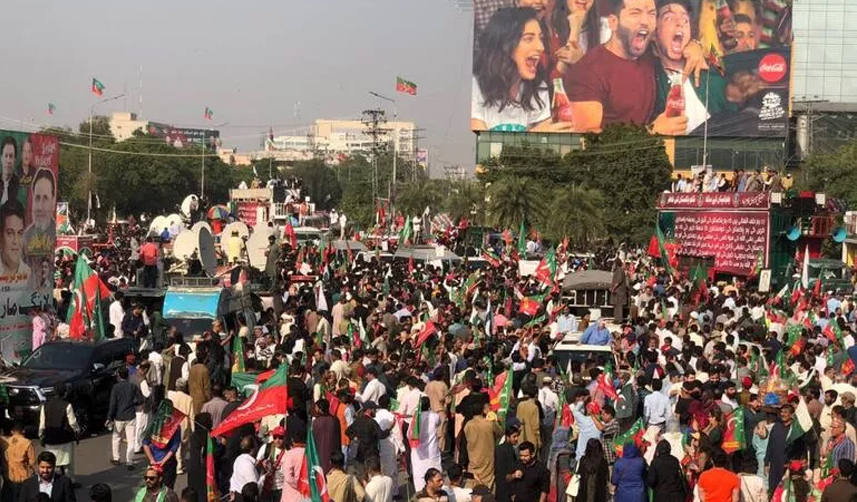 Pakistan eski Başbakanı İmran Han'a suikast girişimi