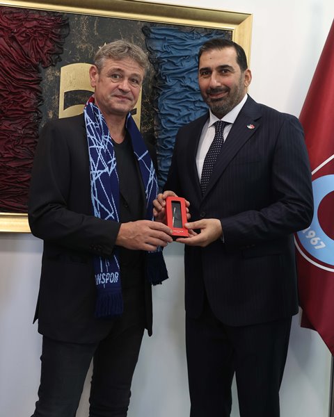 İsviçre Büyükelçisi Jean Daniel Ruch'tan Trabzonspor’a ziyaret