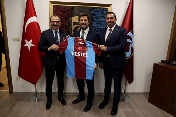 Macaristan Büyükelçisi Matis'ten Trabzonspor'a ziyaret