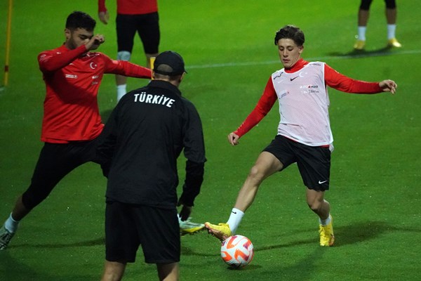 A Milli Takım, İskoçya ve Çekya hazırlıklarına başladı