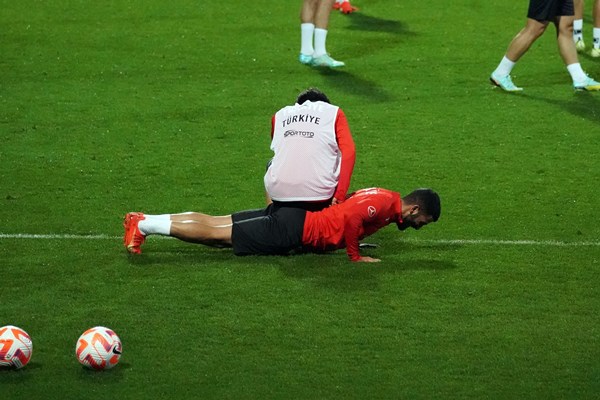 A Milli Takım, İskoçya ve Çekya hazırlıklarına başladı