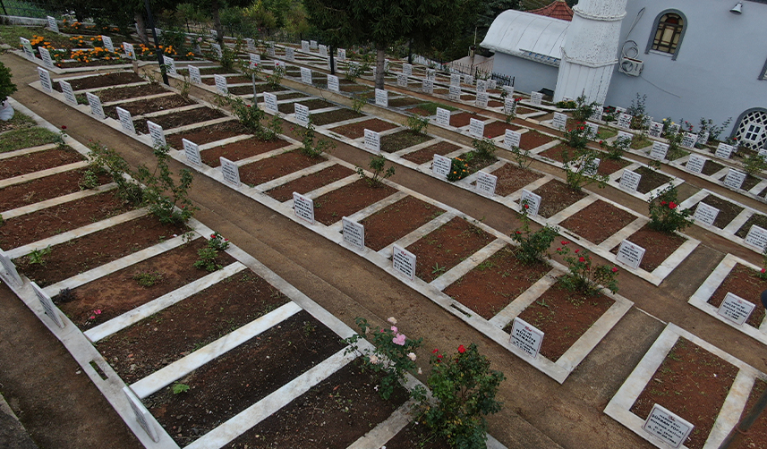 Şehitlikten esinlendi! Trabzon'da hayalini gerçekleştirdi