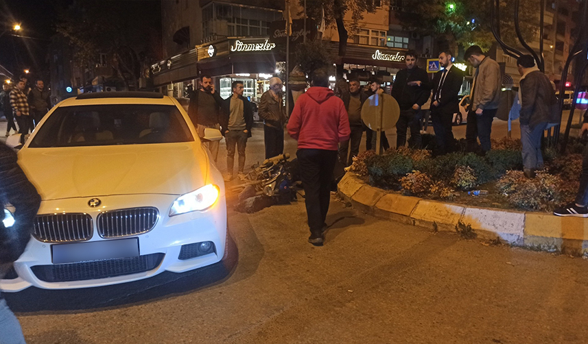 Samsun'da otomobil ile motosiklet çarpıştı: 1 yaralı