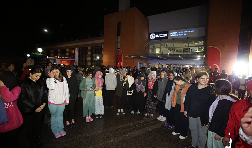Doğu Karadeniz KYK yurdunda, "Deprem Anı, Çök Kapan Tutun ve Tahliye" tatbikatı