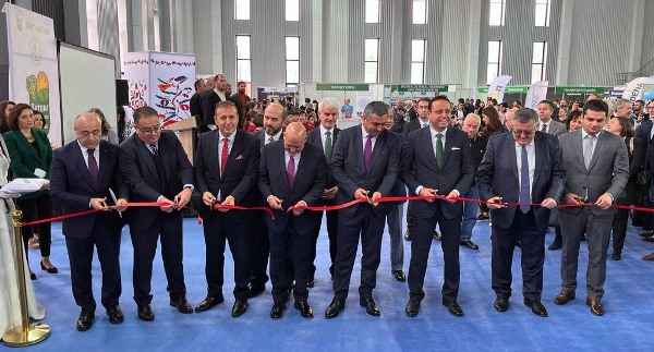 Trabzon ürünleri Batum'da tanıtılıyor