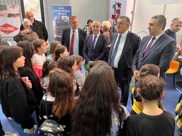 Trabzon ürünleri Batum'da tanıtılıyor