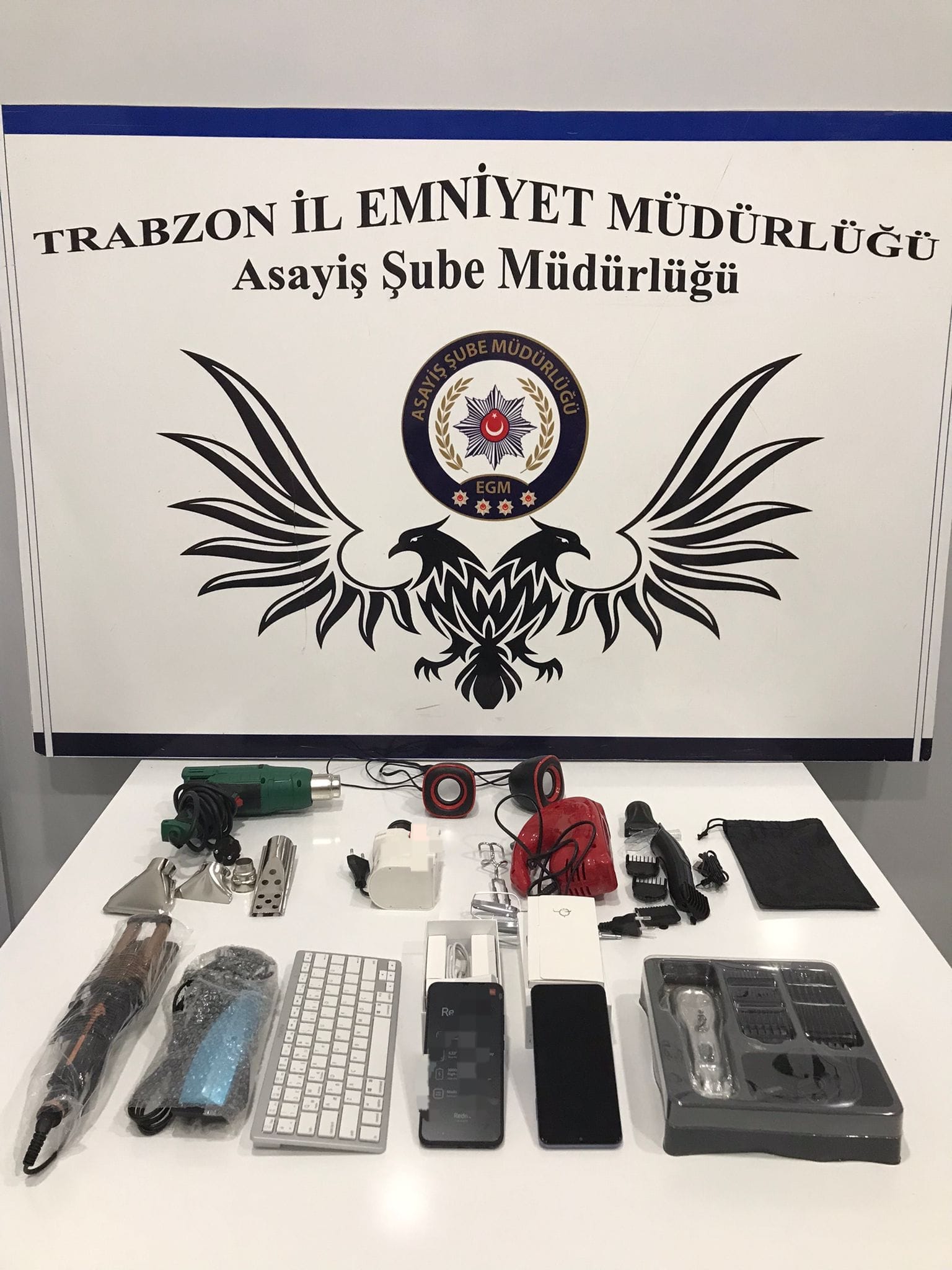 Trabzon’da bir iş yerinden hırsızlık yapan şahıs yakalandı!