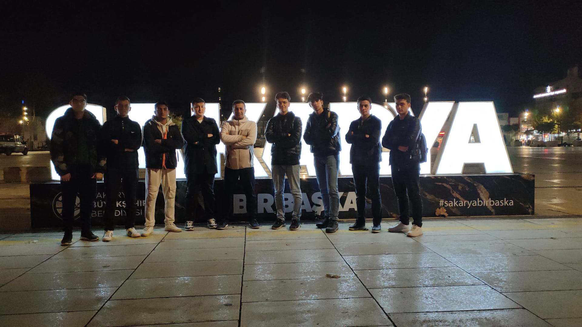 Sakarya'da gönüllü Hafız Arama Kurtarma Timi (HAK) sahada