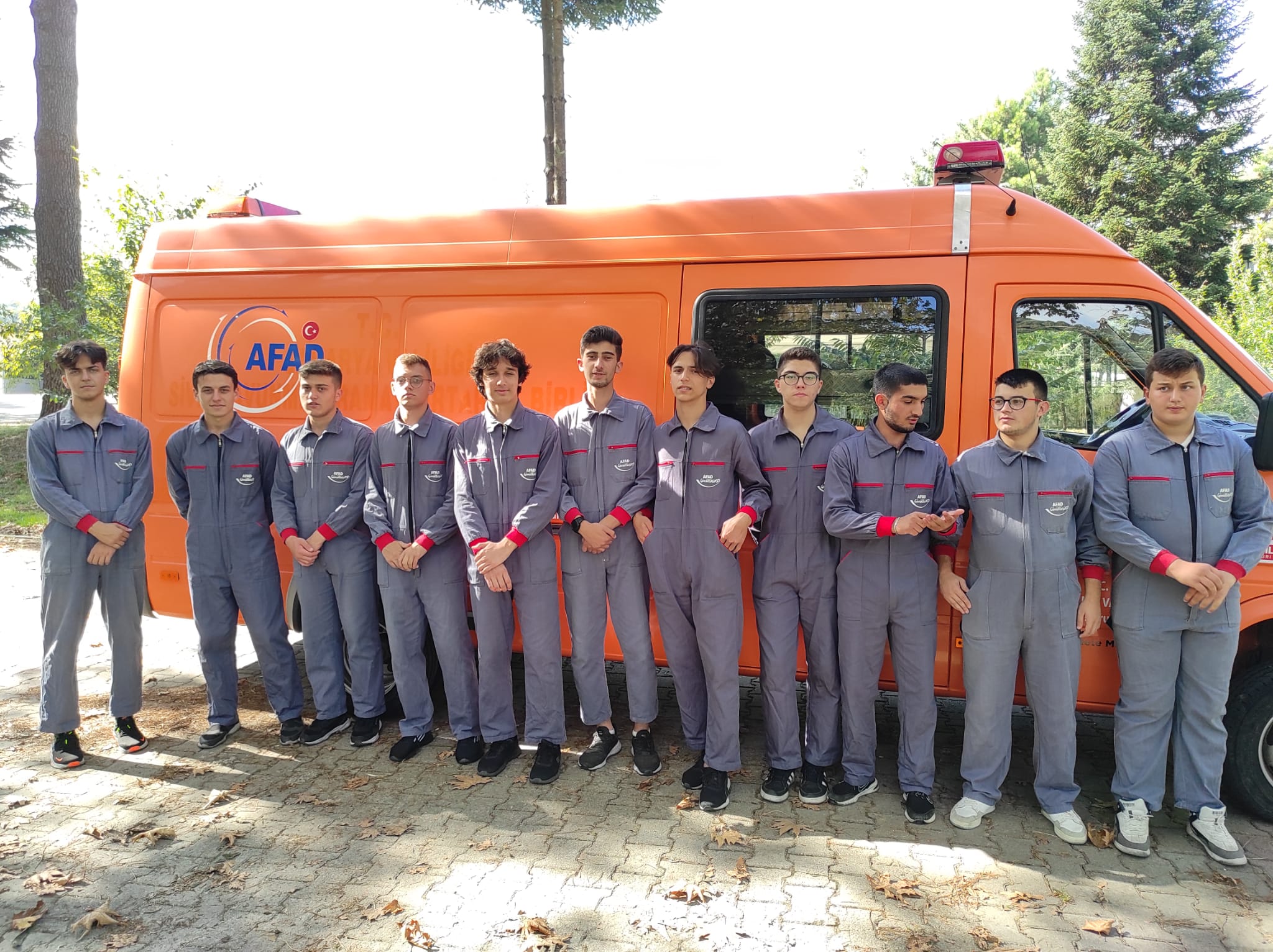 Sakarya'da gönüllü Hafız Arama Kurtarma Timi (HAK) sahada