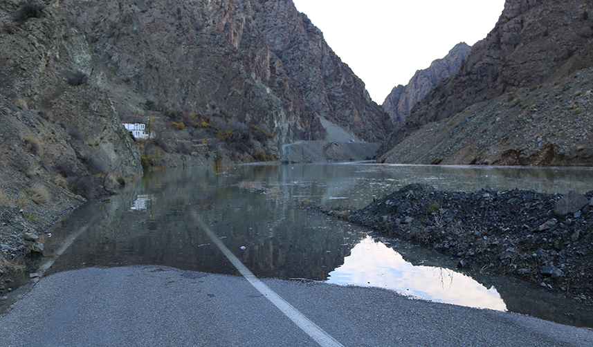 Yusufeli Barajı'nda sular yükselmeye başladı 