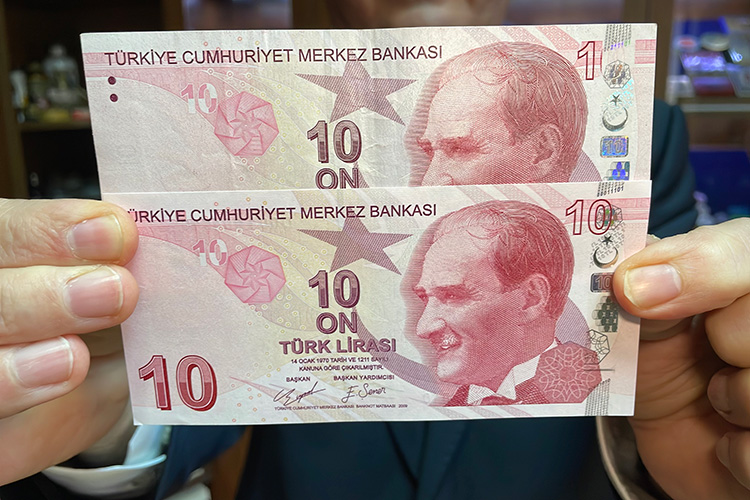 Para uzmanından sıfırı silinen banknot uyarısı