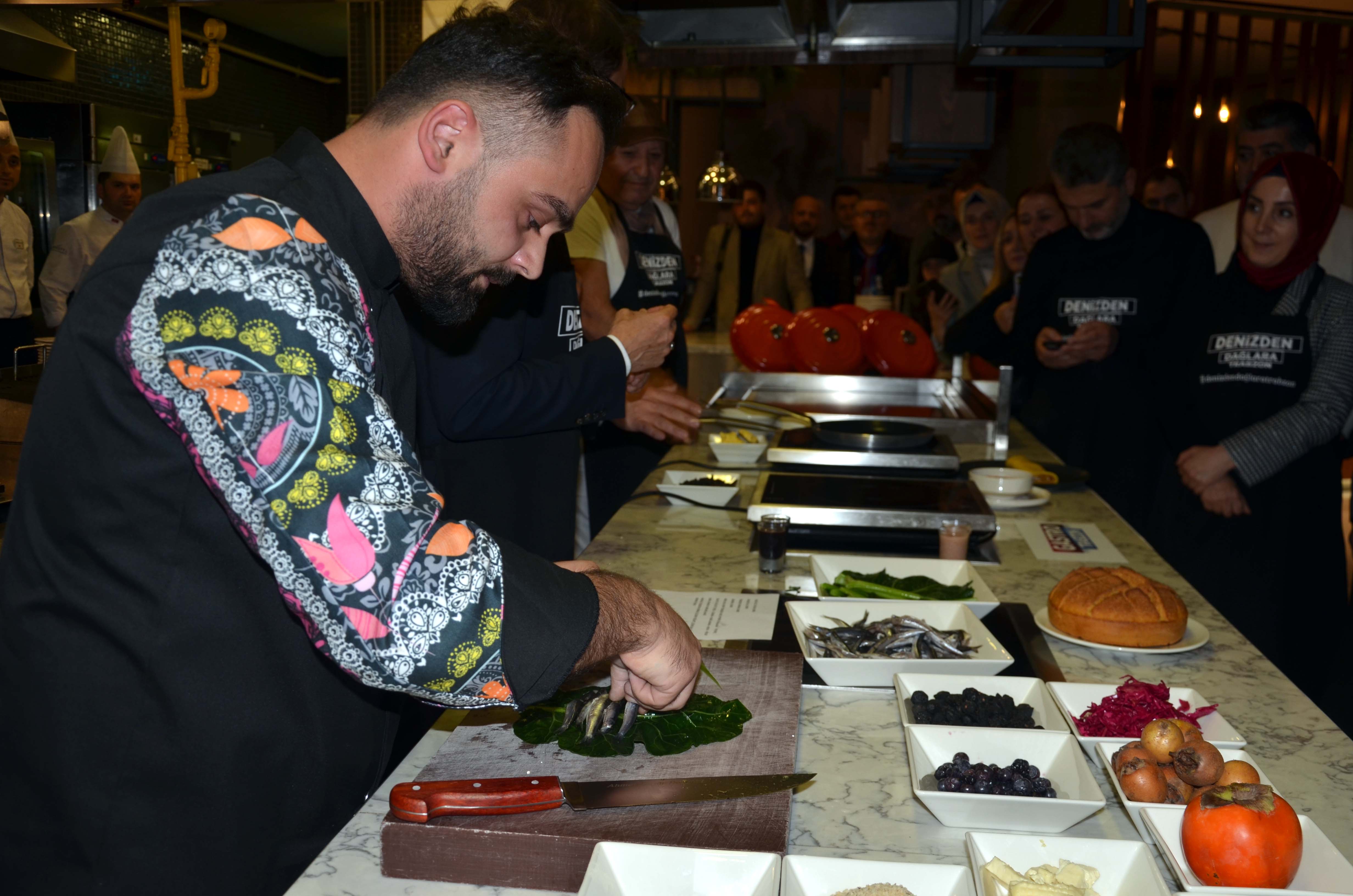 AA-20221203-29634298-29634295-DENIZDEN_DAGLARA_GASTRO_TRABZON_PROJESINDE_TRABZON_LEZZETLERI_TANITILDI