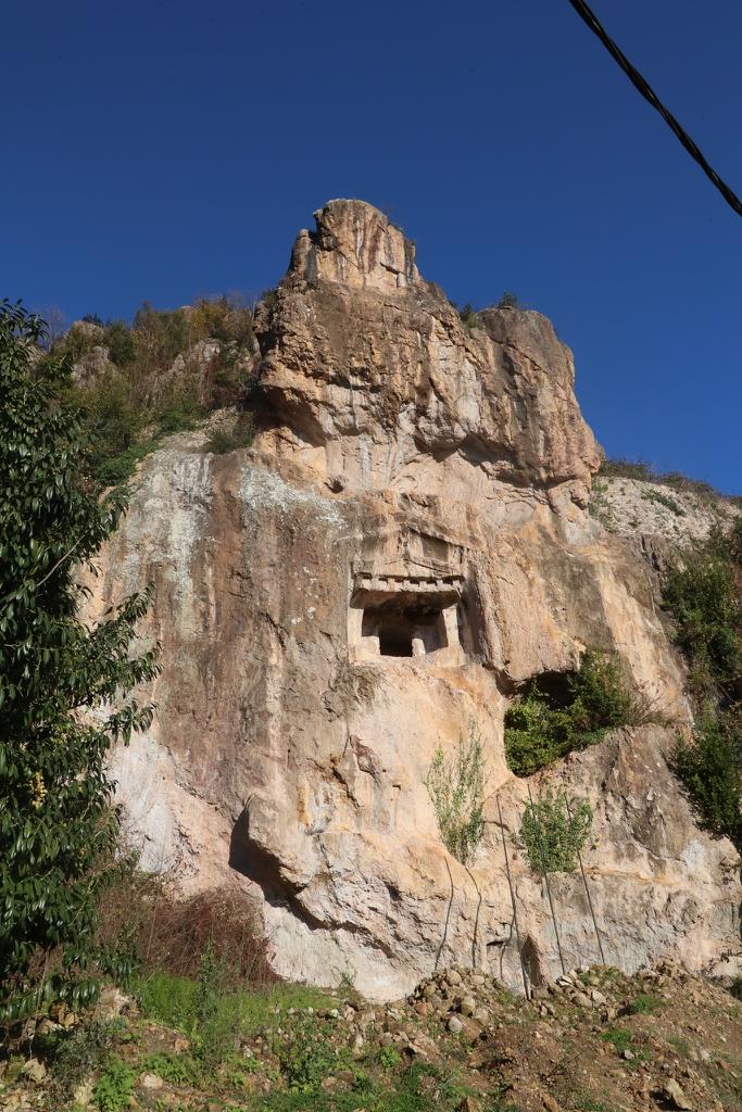 Ordu'daki 2 bin 200 yıllık Ünye Kalesi'nin restorasyonu devam ediyor