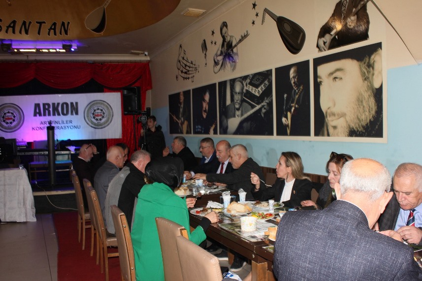 Bursa’dan hem Soylu’ya destek hem de teröre lanet