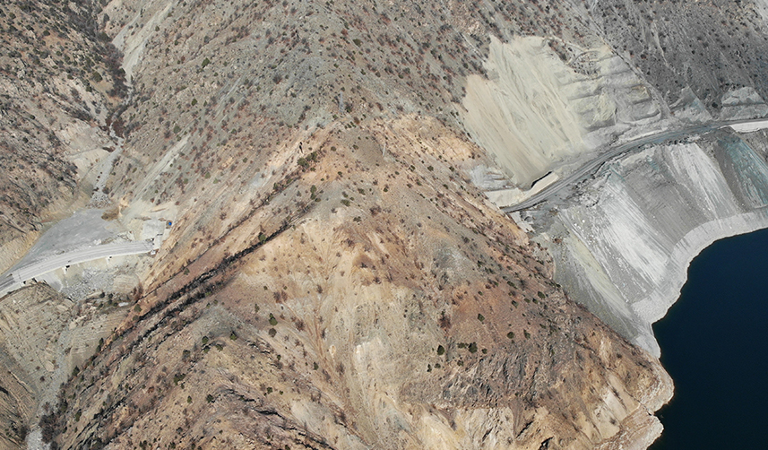 Artvin’de kullanılmayan tünel ekonomiye kazandırıldı! Bakın içeride ne yetişiyor