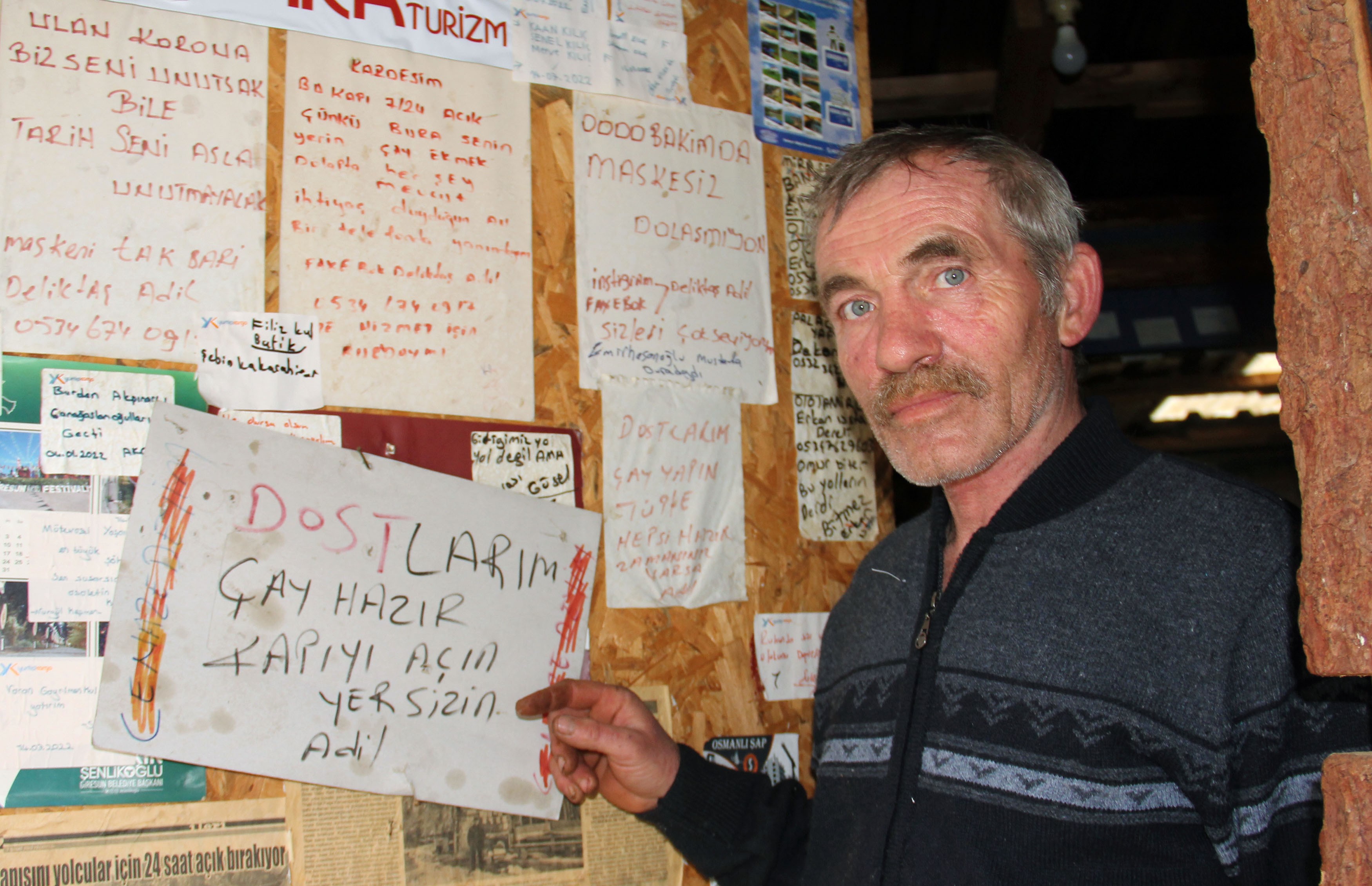 Giresun'da yolda kalanların umudu bu ahşap kulübe