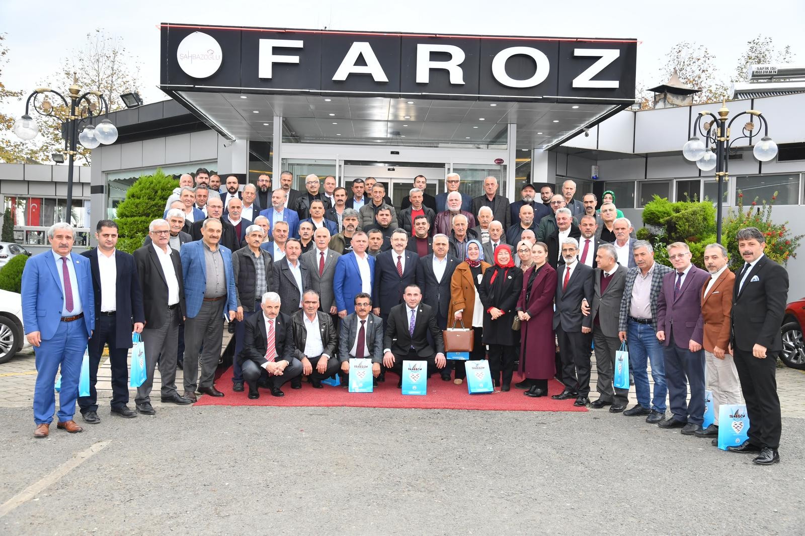 Ortahisar Belediye Başkanı Genç muhtarlarla bir araya geldi