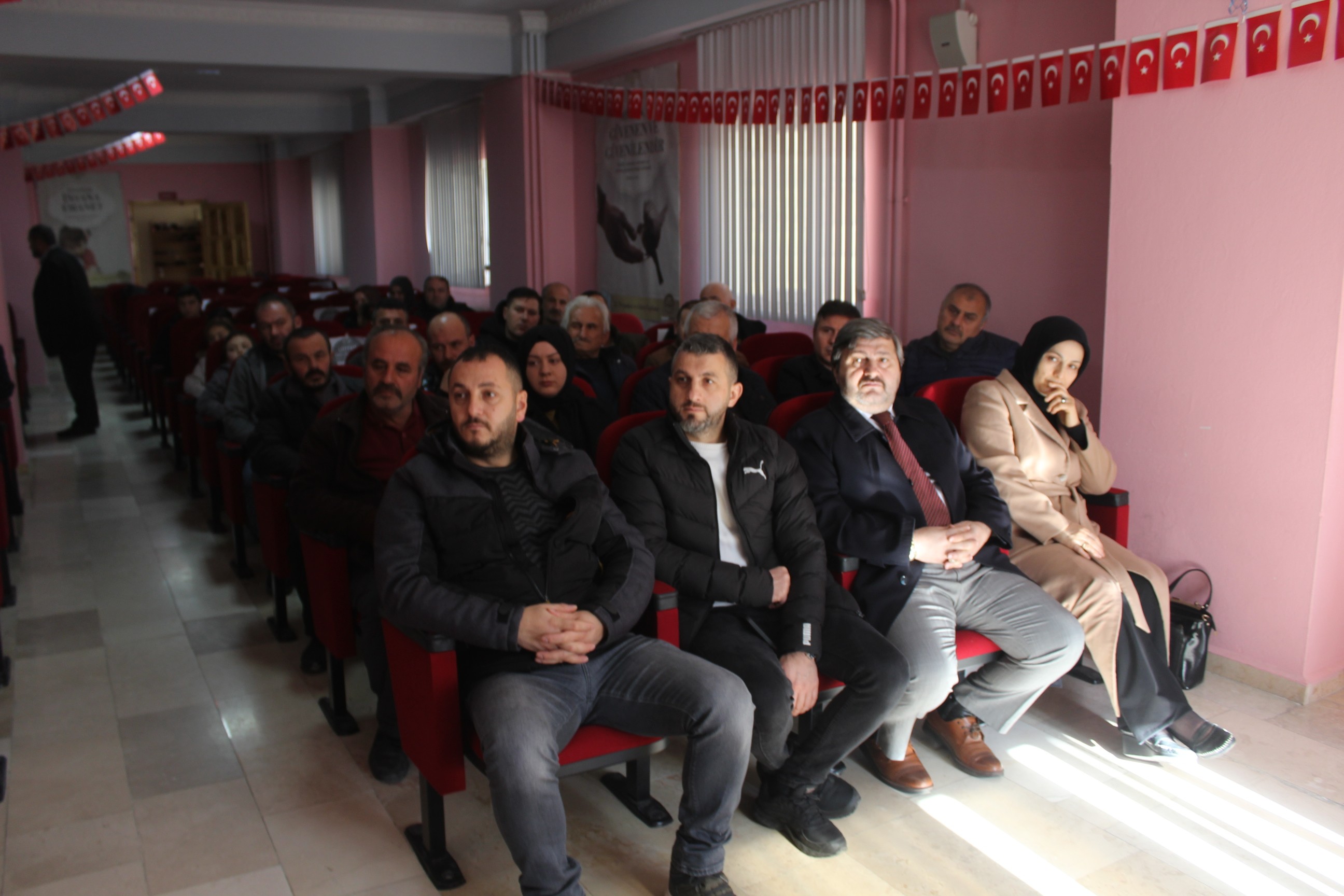 Trabzon'daki tarihi kaleyi alabilmek için resmi vakıf kurdular