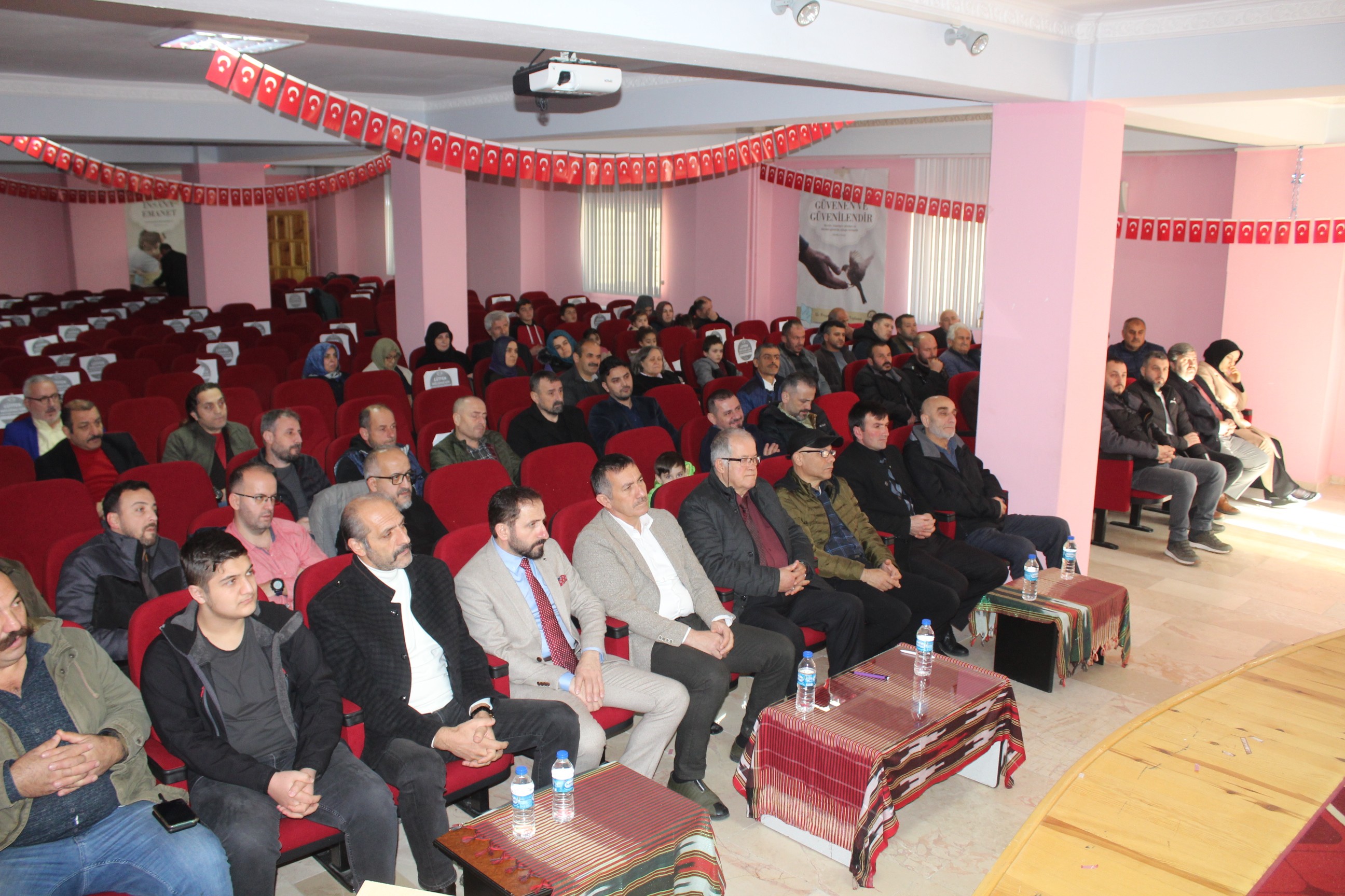 Trabzon'daki tarihi kaleyi alabilmek için resmi vakıf kurdular