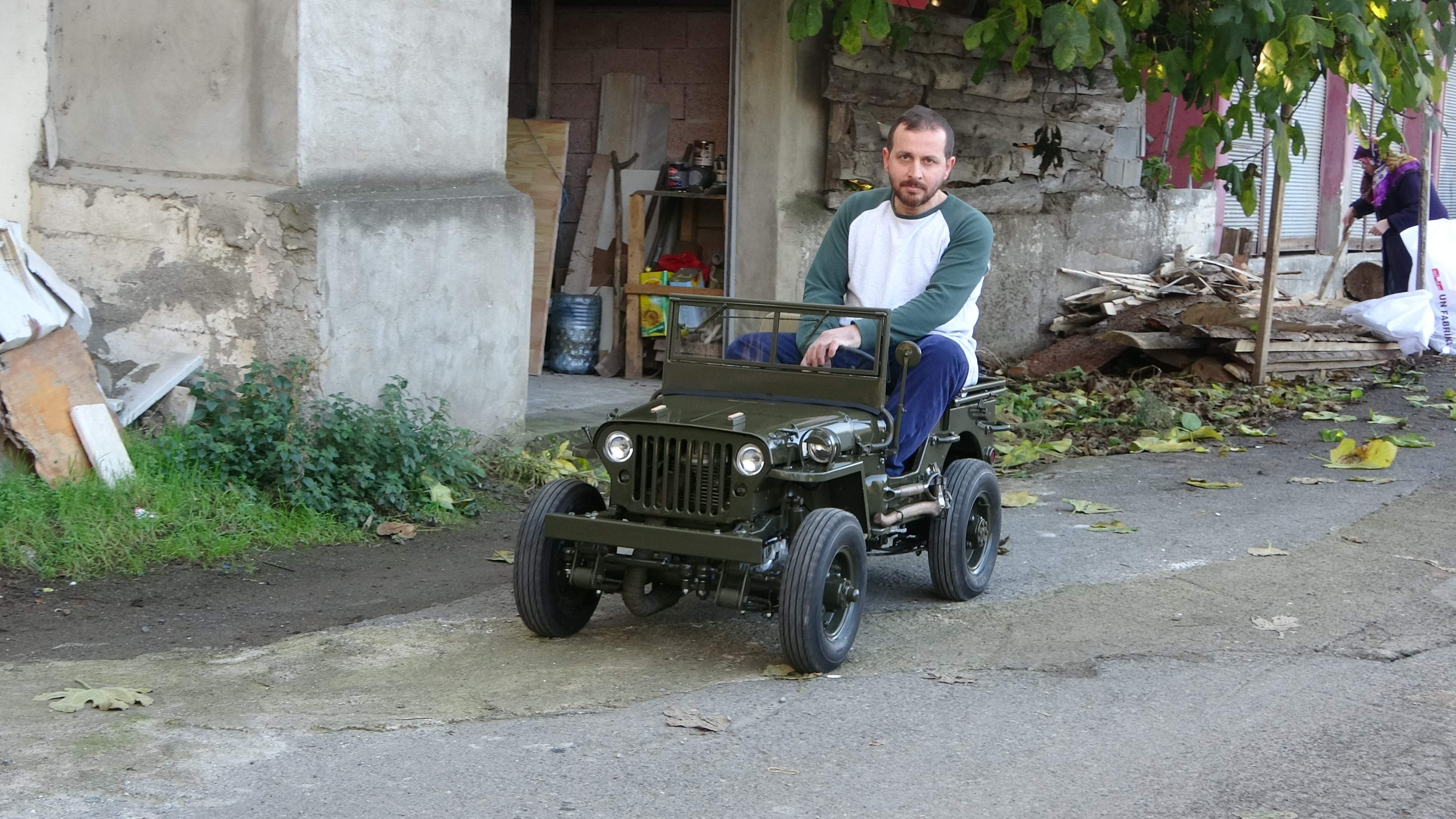 Trabzon'da bu aracı görenler hayrete düşüyor