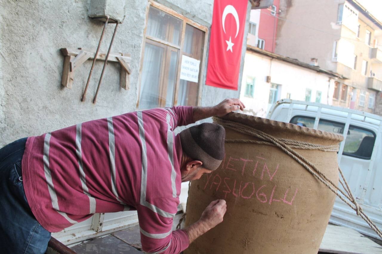 Bayburt'un tandırları bu usta sayesinde birçok şehre ulaşıyor 