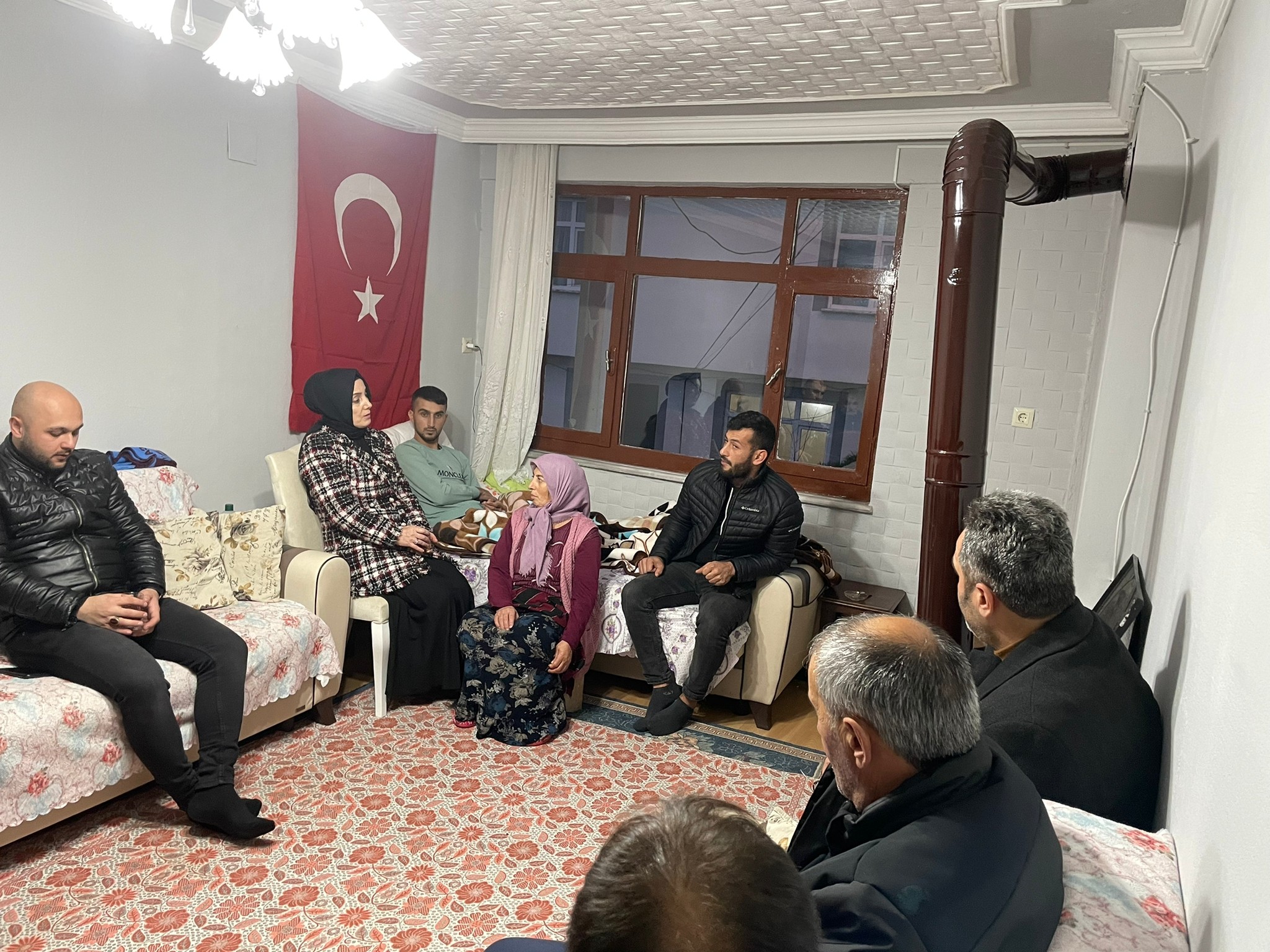 İçişleri Bakanı Süleyman Soylu Trabzonlu gazi er ile görüştü