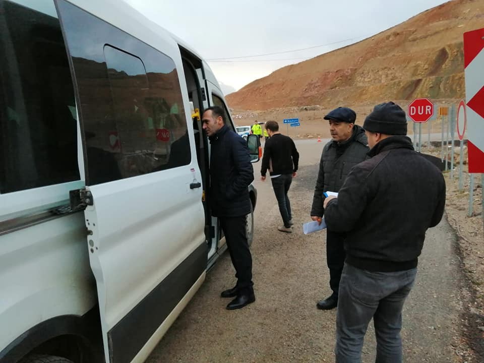 Bayburt’ta okul servis araçlarına denetim