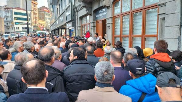 Trabzon Basınının acı günü! Meslektaşları Cevat Kol’a veda etti