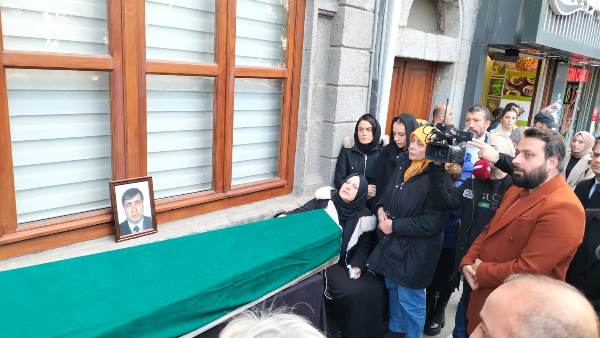 Trabzon Basınının acı günü! Meslektaşları Cevat Kol’a veda etti