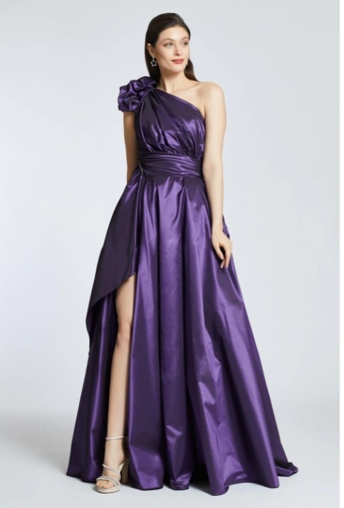 Düğün Elbiseleri  Ve Abiye Seçerken Bilmeniz Gereken İpuçları