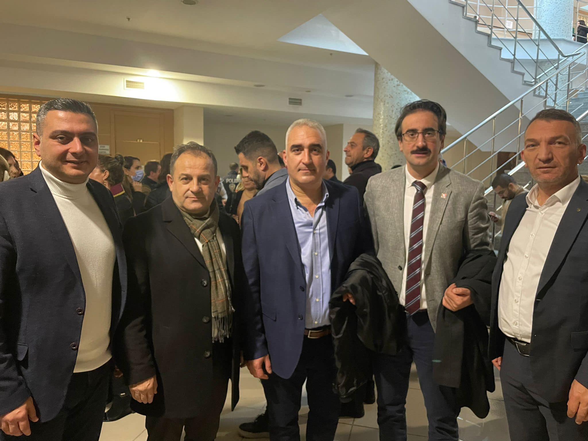 Ekrem İmamoğlu’na Trabzon’dan destek!