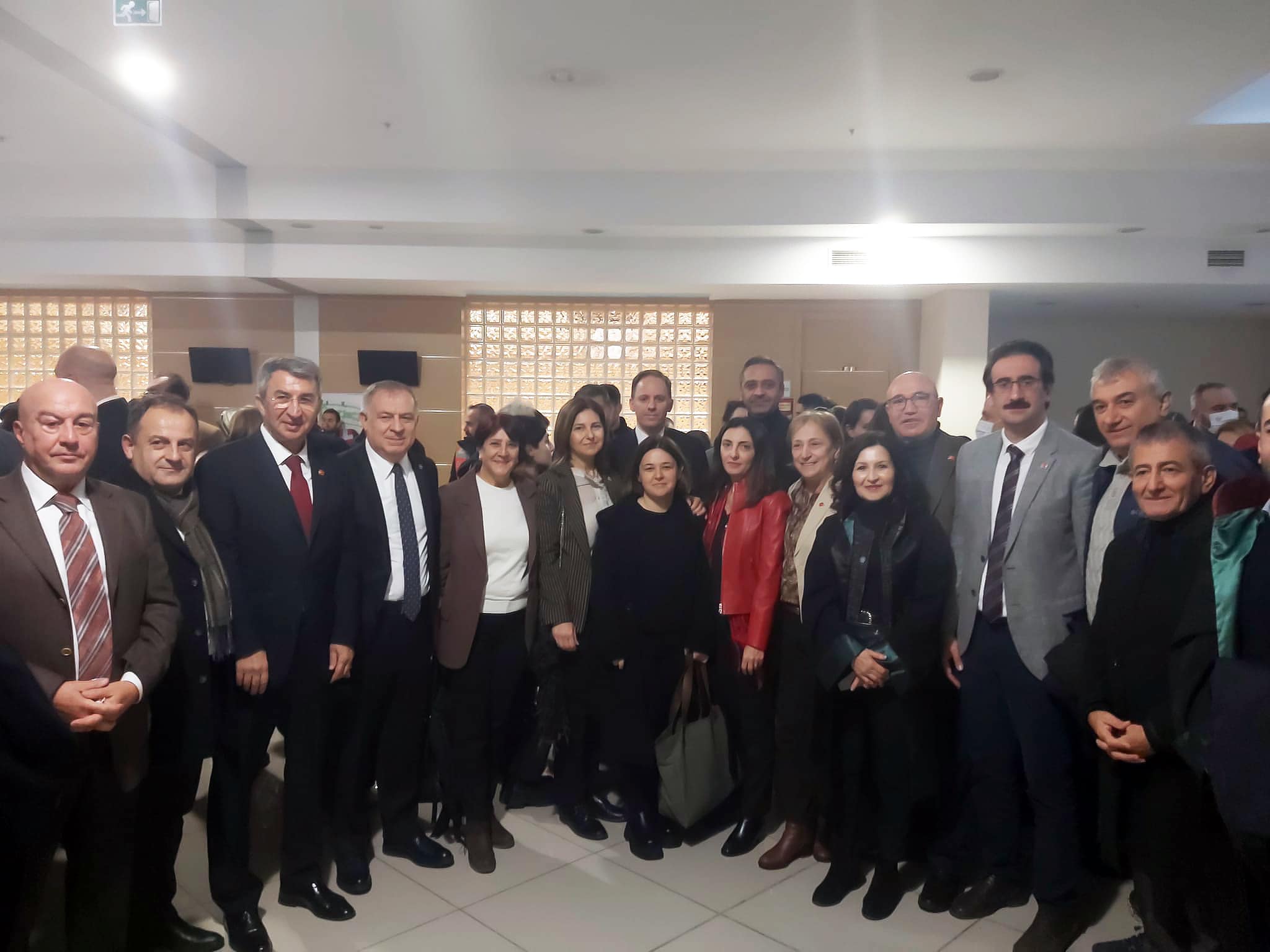 Ekrem İmamoğlu’na Trabzon’dan destek!