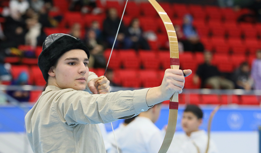 Geleneksel-Türk-Okçuluk-Karadeniz-Puta-Koşusu-gerçekleştirildi