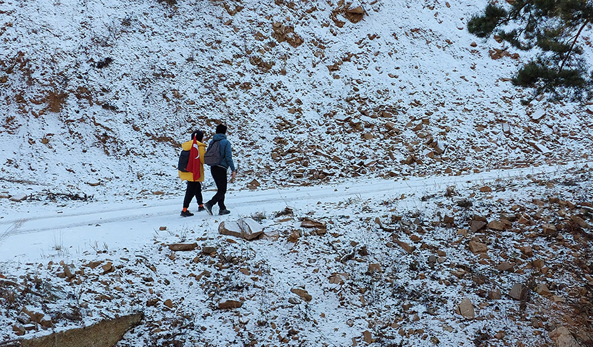 Gümüşhane'de karlı yolları Sarıkamış Şehitleri için yürüdüler-1