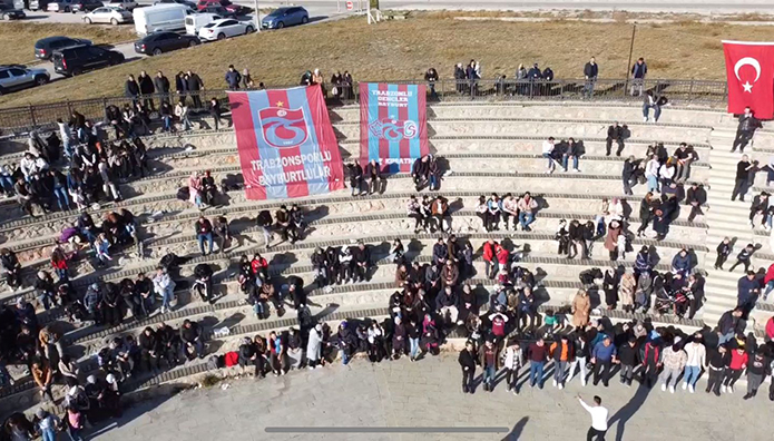 Bayburt’taki Trabzonlulardan Hamsi Şenliği