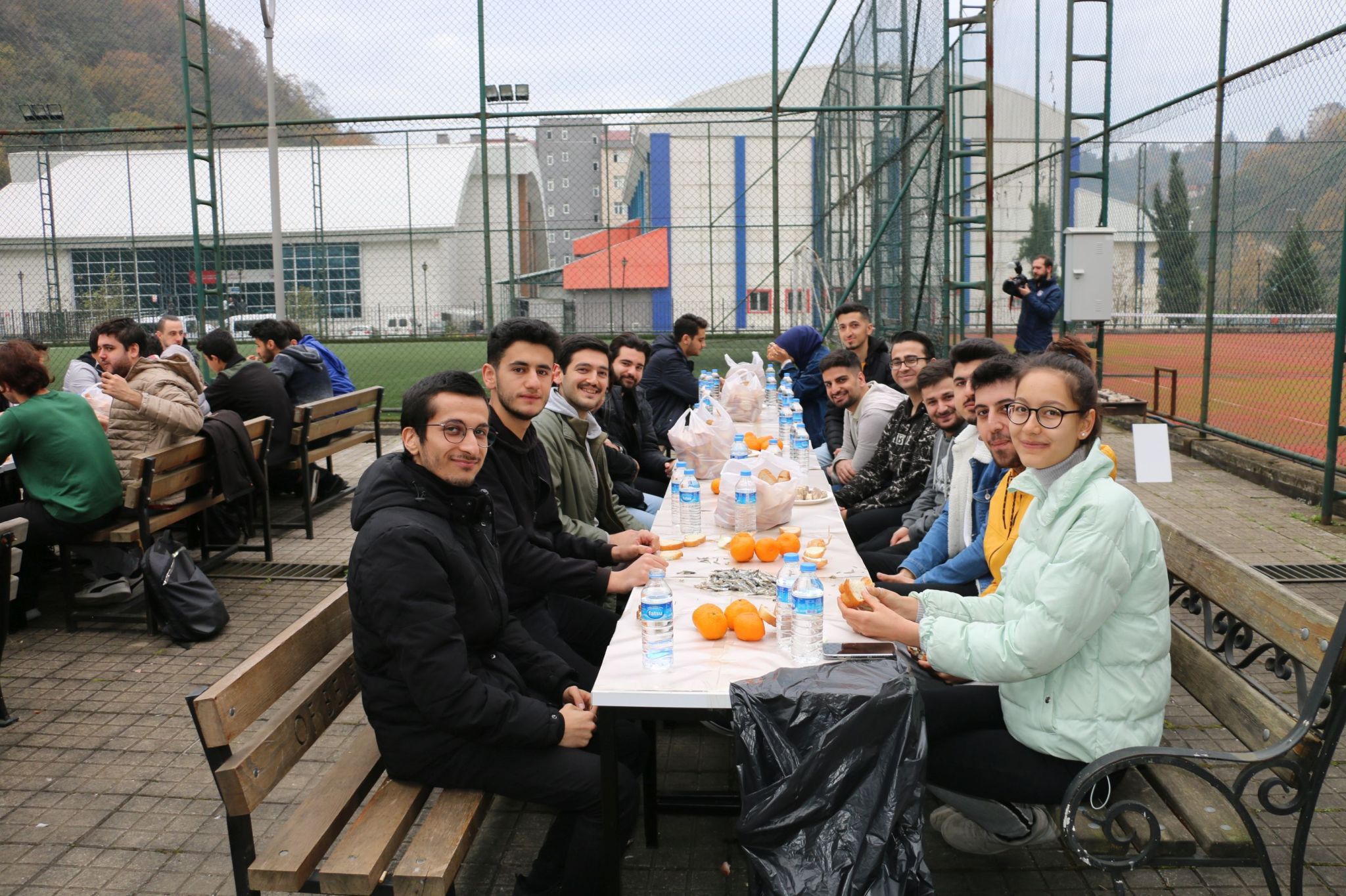 KTÜ'de hamsi şöleni! 600 kilogram tüketildi