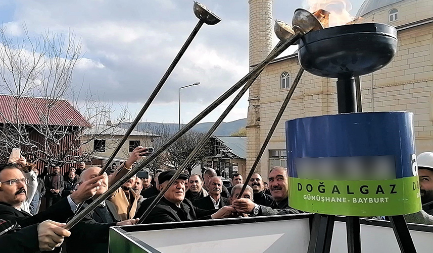 Bayburt'ta tamamlanan doğalgaz hattı için tören düzenlendi