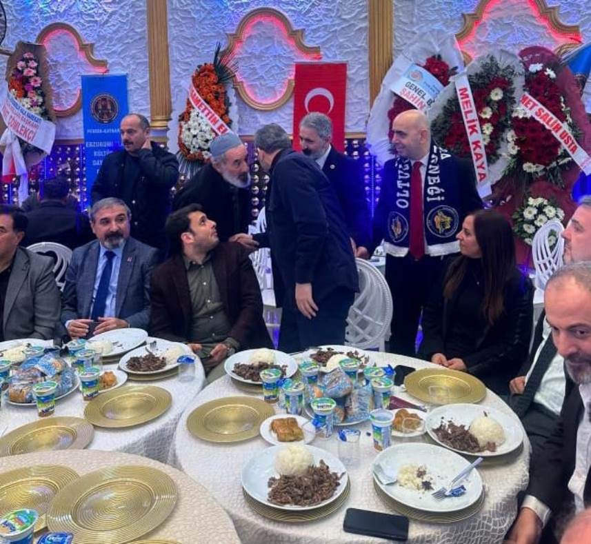 Dadaşlar tek yumruk! “Her zaman devletimizin yanındayız”