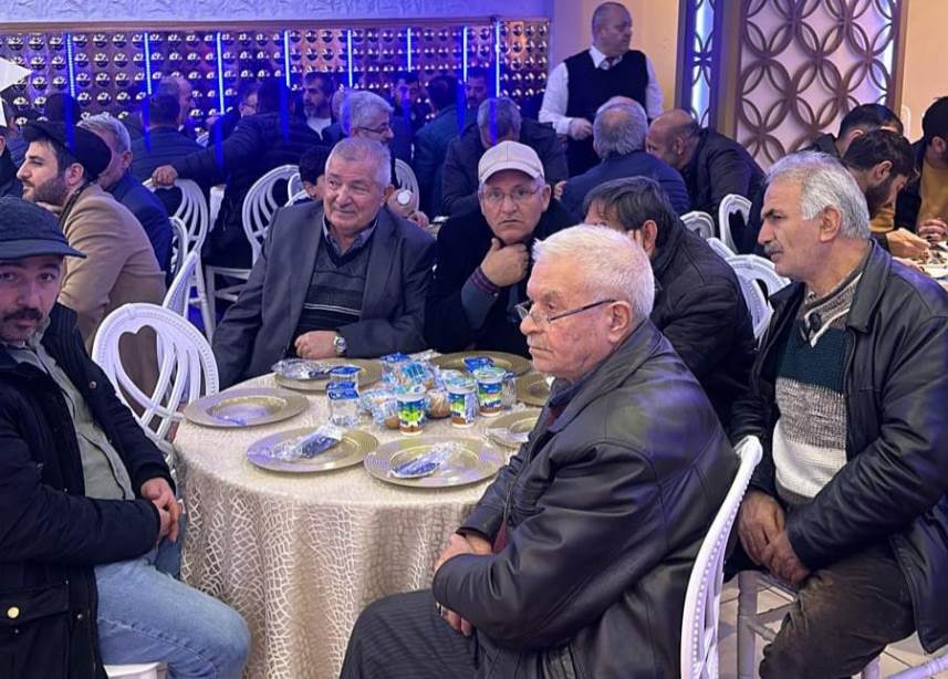 Dadaşlar tek yumruk! “Her zaman devletimizin yanındayız”