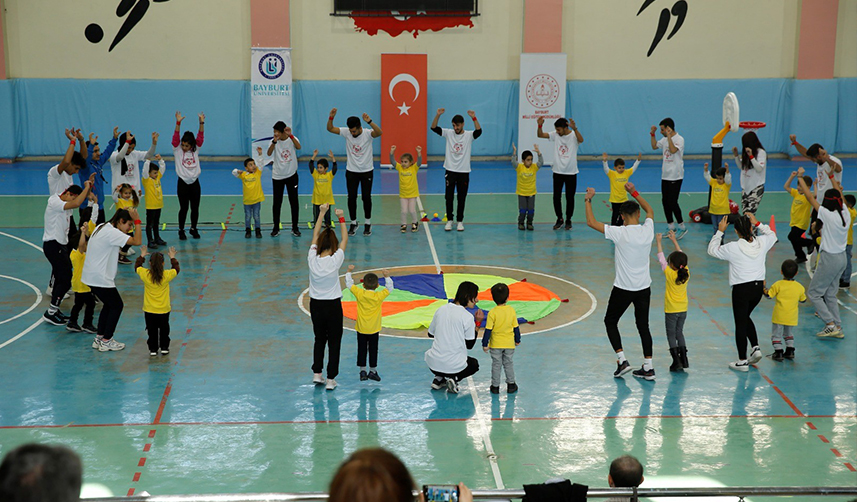 Bayburt'ta "Minik Sporcular" projesiyle özel eğitim öğrencilerinin hayatlarına dokunuluyor