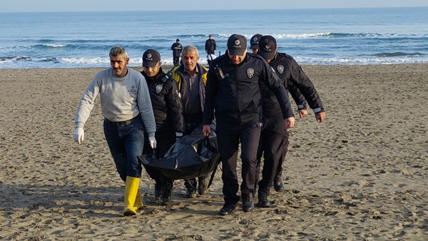 Samsun'da polis memuru sahilde intihar etti