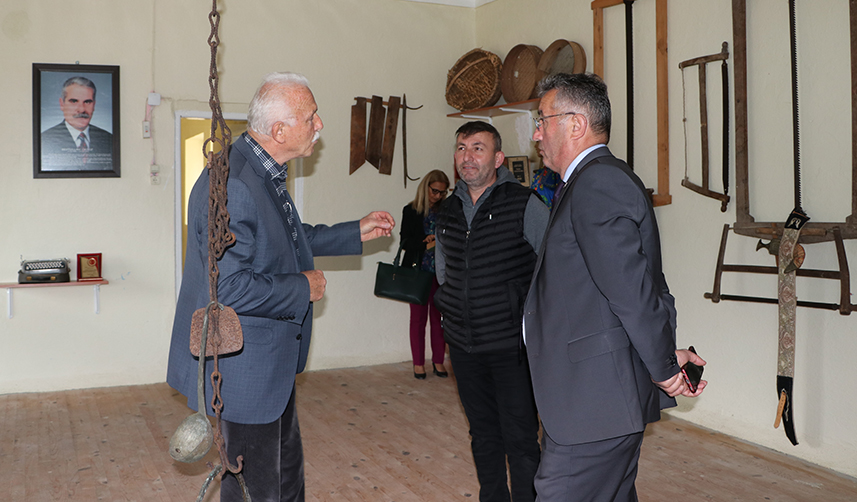 Trabzon'da eski tarım araç gereçleri ve eşyalar Köy Yaşam Merkezi'nde sergileniyor-5